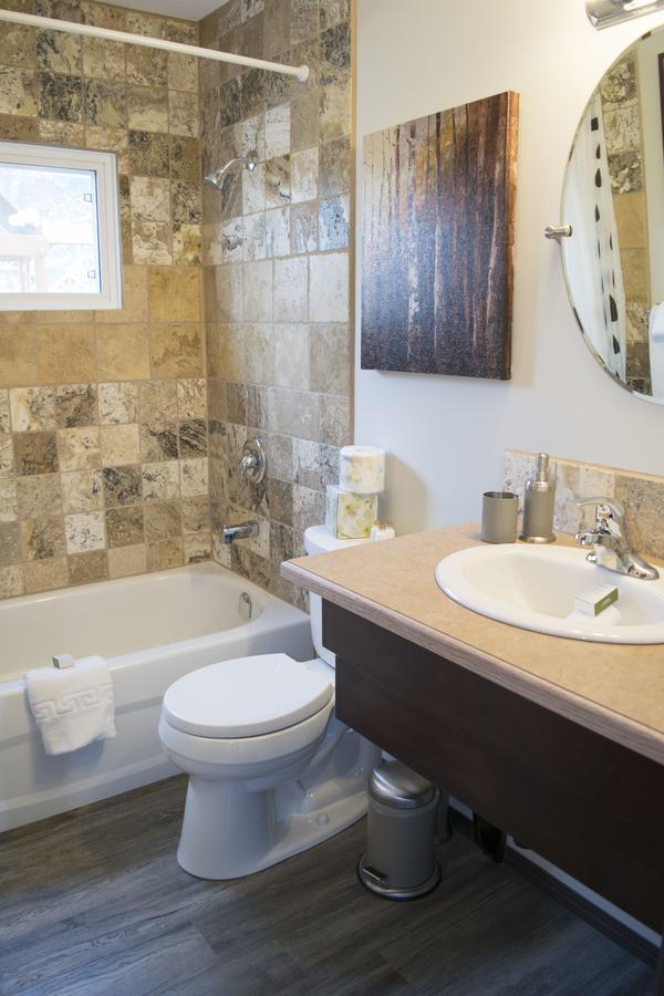 Yamnuska Suites Canmore Eksteriør bilde